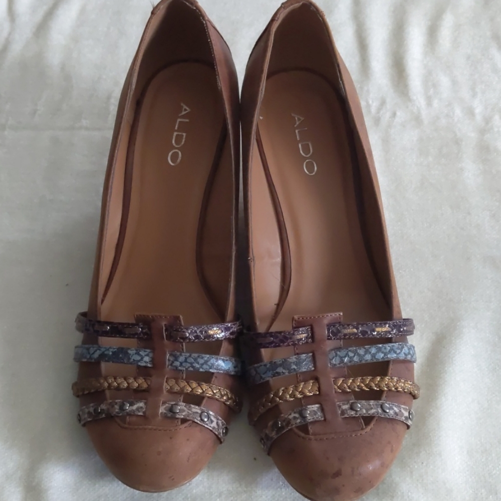 Aldo wedges